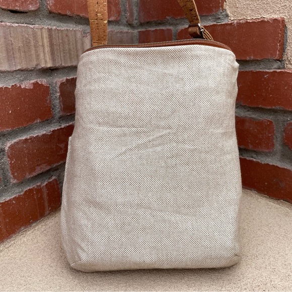 🆕Sew Corky Artisian Zip Crossbody Cork Handbag in Brick Leaf Pattern - Picture 8 of 9